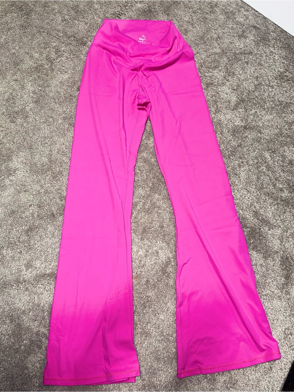 Amazon Basics Women’s Pink High Rise Flare Leggings Medium